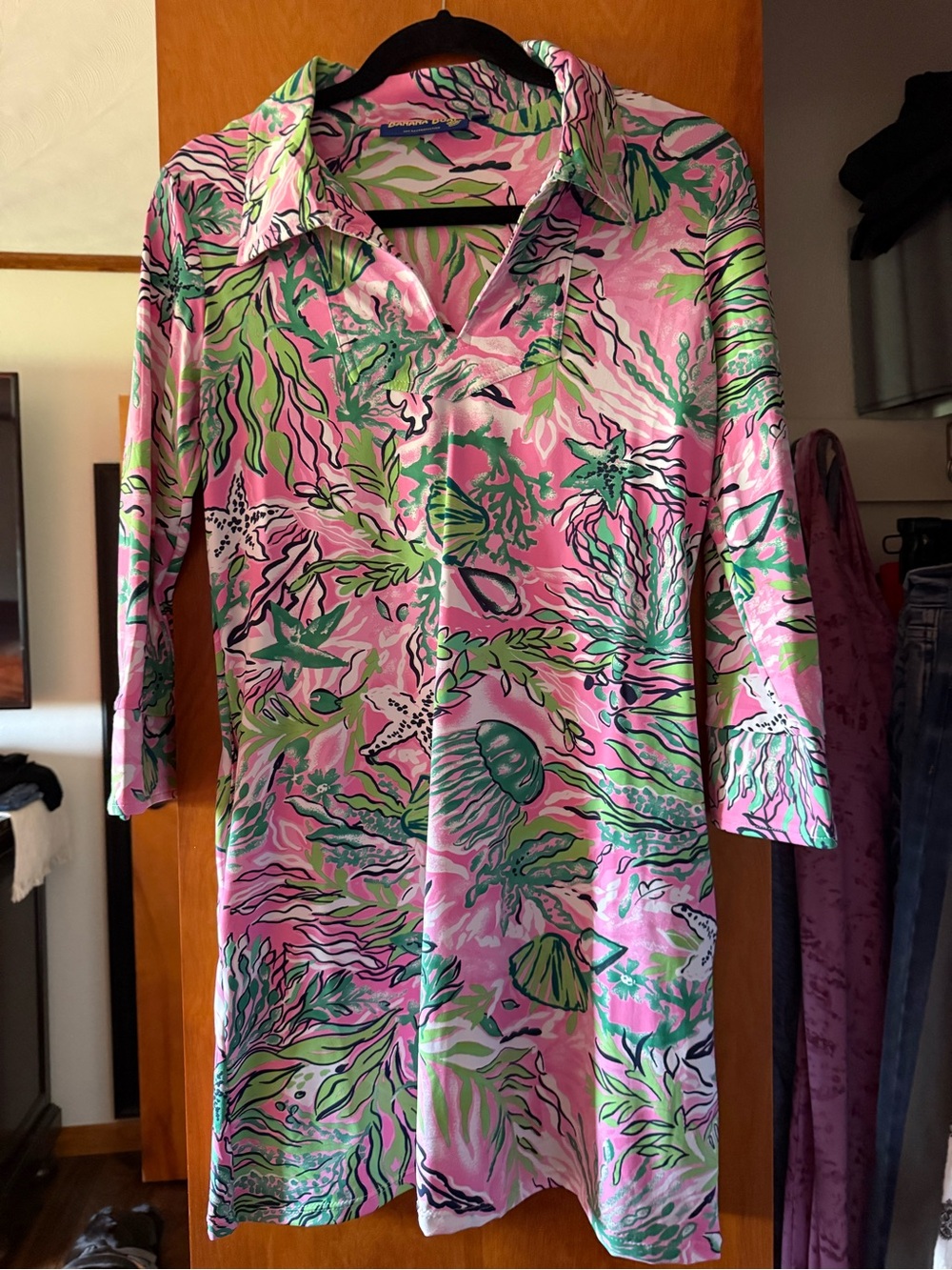Banana Republic Pink Floral-Leaf Print Top